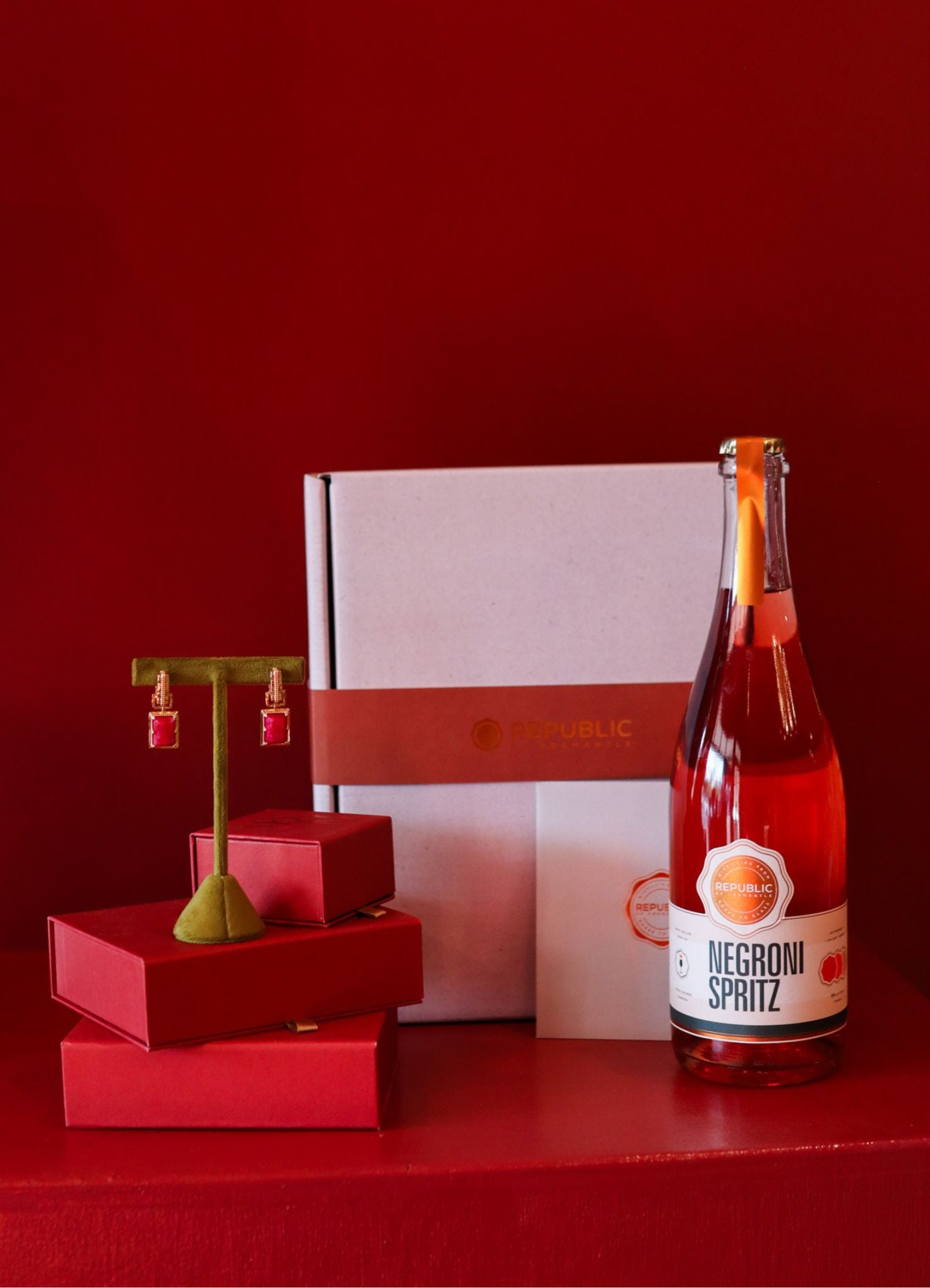 Negroni Spritzes & Jewels Gift Set